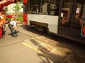 KVB Bahn entgleist Koeln Suelz Hermeskeilerstr Am Beethovenpark P088